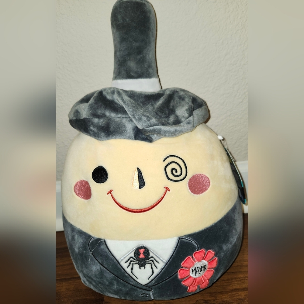 NWT 18" (from botttom to top of hat) Two Faced Mayor Squishmallow from NBC - Picture 3 of 6